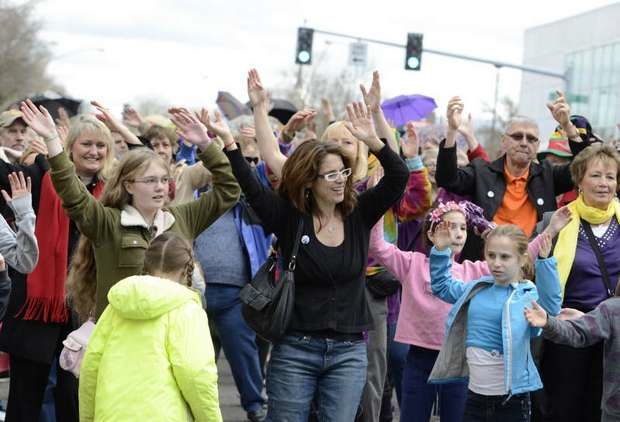 Sing 2 large Sing 2 large