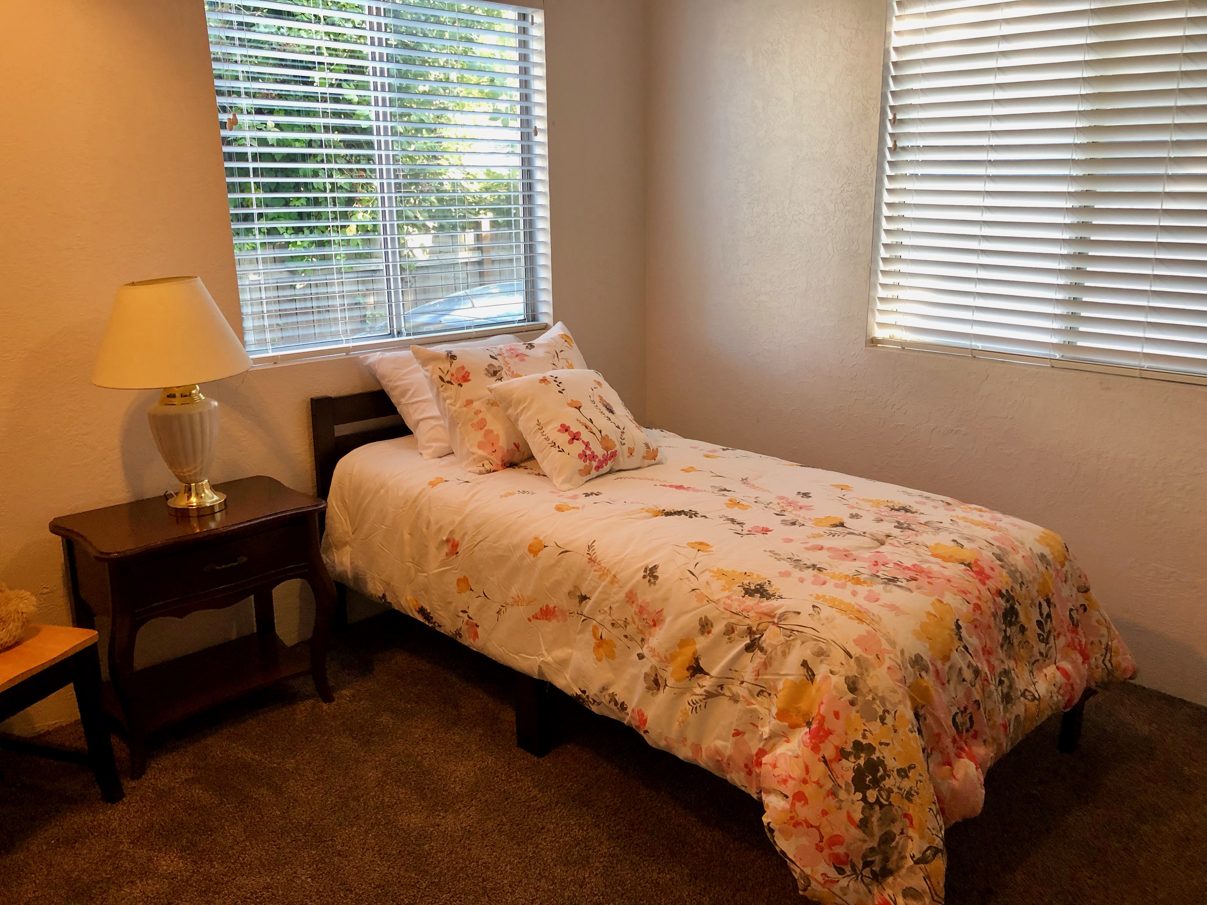 Hood House 6 Hood House 6