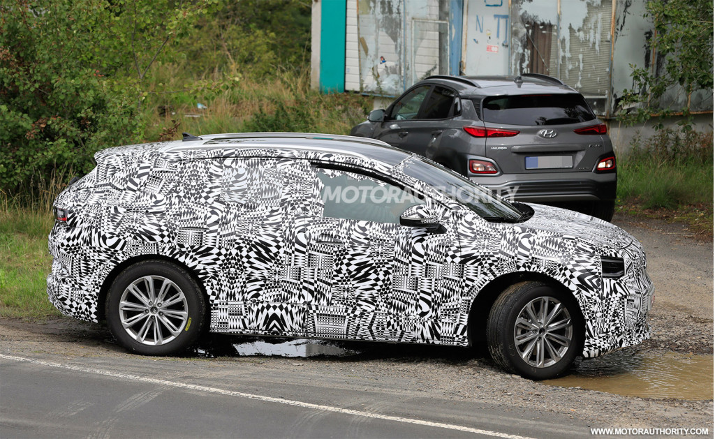 2021-volkswagen-id-4x-crozz-spy-shots--photo-credit-s-baldauf-sb-medien_100712728_l 2021-volkswagen-id-4x-crozz-spy-shots--photo-credit-s-baldauf-sb-medien_100712728_l